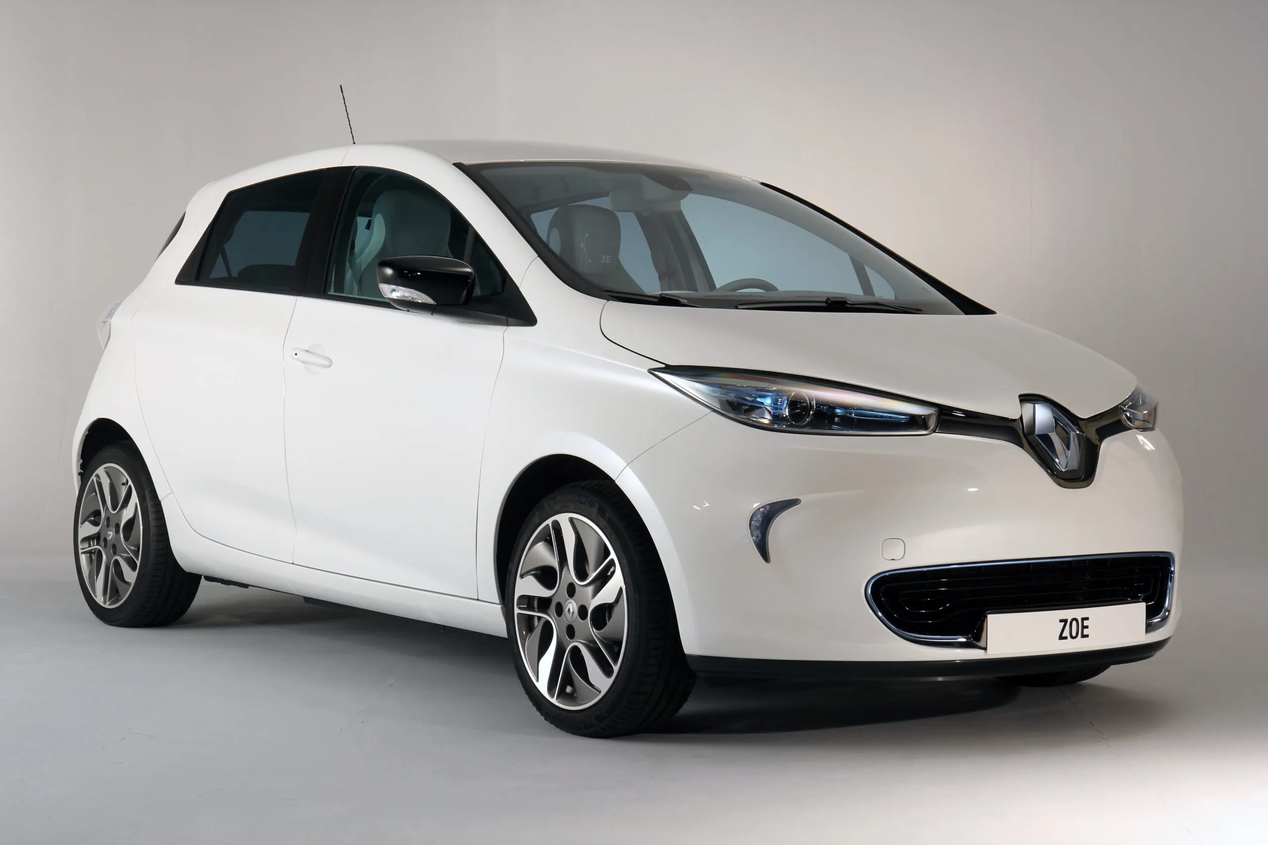 Renault ZOE 2012 : ce qu’il faut savoir sur la citadine électrique phare